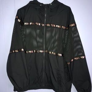 VSP Anorak Size M/L